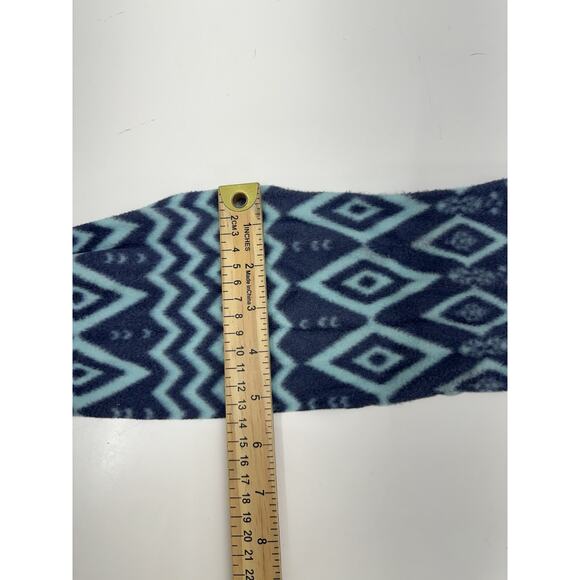 Old Navy Childrens Winter Hat Gloves Scarf Set Blue Fleece Aztec Size L-XL - Picture 12 of 14